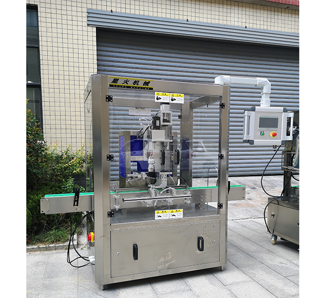 直線式高速旋蓋機-瓶裝調味料旋蓋設備